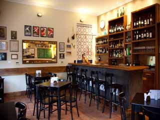 Ao estilo tasca, o restaurante Maripili une receitas rigorosamente espanholas a preços acessíveis